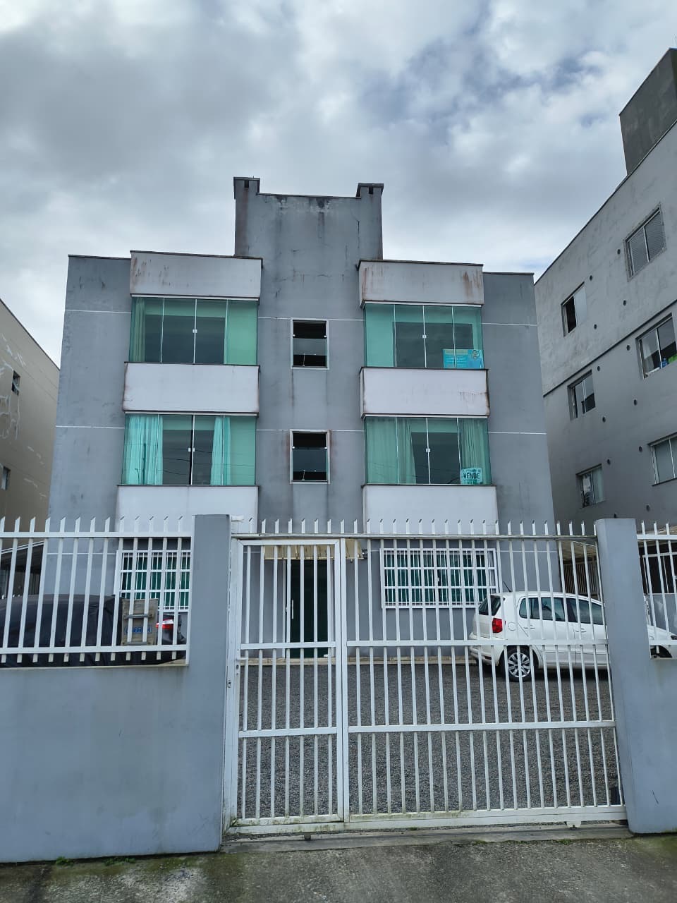 Apartamento mobiliado com 2 dormitórios no Gravatá — Gravatá, Navegantes